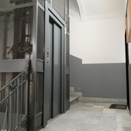 Appartamento City Center Neapol Exteriér fotografie